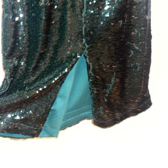 Elegant Green Sequin Dress - Picture 5 of 6